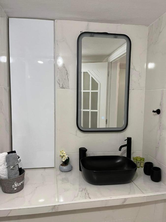Riviera-Melrod-Athens Appartement Buitenkant foto